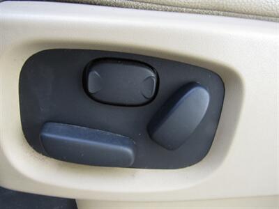 2011 Land Rover LR4   - Photo 12 - Haddon Twp, NJ 08107