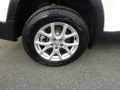 2017 Jeep Cherokee LATITUDE,4X4,CONV PKG,SILVER CERTIFIED   - Photo 38 - Haddon Twp, NJ 08107