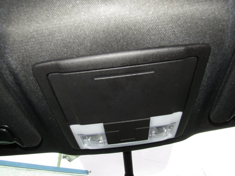 2019 Ford Explorer XLT,4X4,CONV PKG,RVC,SILVER CERTIFIED - Photo 41 - Haddon Twp, NJ 08107