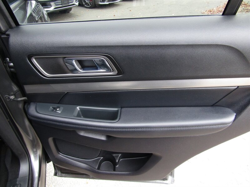 2019 Ford Explorer XLT,4X4,CONV PKG,RVC,SILVER CERTIFIED - Photo 27 - Haddon Twp, NJ 08107