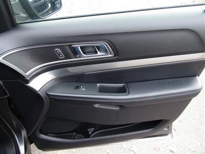 2019 Ford Explorer XLT,4X4,CONV PKG,RVC,SILVER CERTIFIED - Photo 30 - Haddon Twp, NJ 08107