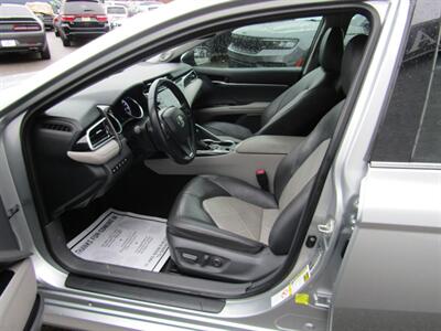 2018 Toyota Camry XLE,NAV,DR ASST.PAG,TECH PKG,HUD,SILVER CERTIFIED   - Photo 13 - Haddon Twp, NJ 08107