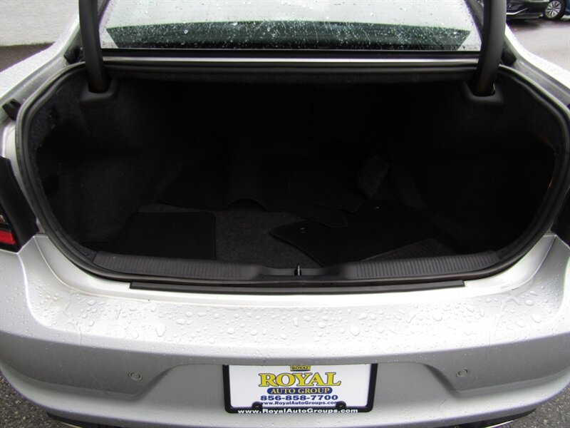 2019 Dodge Charger SXT,AWD,CONV PKG,COMFORT PKG,RVC,SILVER CERTIFIED - Photo 17 - Haddon Twp, NJ 08107