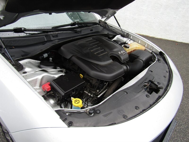 2019 Dodge Charger SXT,AWD,CONV PKG,COMFORT PKG,RVC,SILVER CERTIFIED - Photo 39 - Haddon Twp, NJ 08107