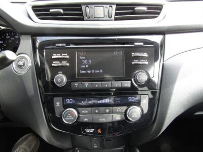 2015 Nissan Rogue SV,AWD,CONV PKG,RVC,PWR PKG,SILVER CERTIFIED   - Photo 33 - Haddon Twp, NJ 08107