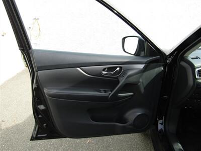 2015 Nissan Rogue SV,AWD,CONV PKG,RVC,PWR PKG,SILVER CERTIFIED   - Photo 13 - Haddon Twp, NJ 08107