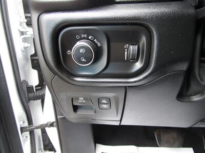 2020 RAM 1500 BIG HORN,4x4,CONV PKG,TOW PKG,SILVER CERTIFIED - Photo 33 - Haddon Twp, NJ 08107