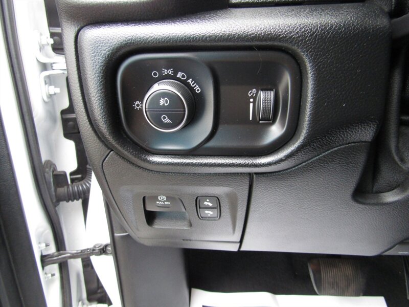 2020 RAM 1500 BIG HORN,4x4,CONV PKG,TOW PKG,SILVER CERTIFIED - Photo 33 - Haddon Twp, NJ 08107