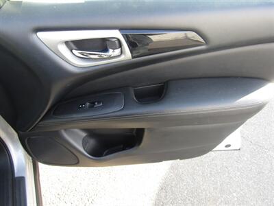 2020 Nissan Pathfinder SVAWD,CONV PKG,TECH PKG,RVC,SILVER CERTIFIED   - Photo 24 - Haddon Twp, NJ 08107