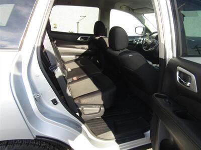 2020 Nissan Pathfinder SVAWD,CONV PKG,TECH PKG,RVC,SILVER CERTIFIED   - Photo 20 - Haddon Twp, NJ 08107