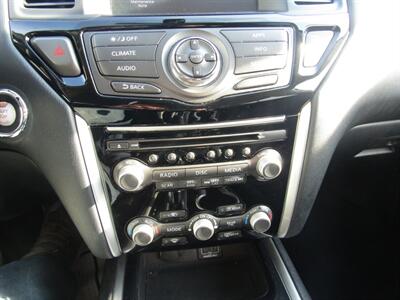 2020 Nissan Pathfinder SVAWD,CONV PKG,TECH PKG,RVC,SILVER CERTIFIED   - Photo 32 - Haddon Twp, NJ 08107