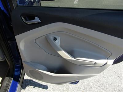 2016 Ford Escape AWD,SE,CONV PKG,BLUETOOTH,SILVER CERTIFIED   - Photo 49 - Haddon Twp, NJ 08107