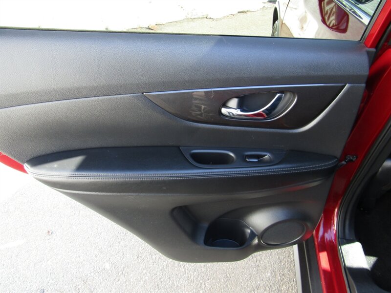 2020 Nissan Rogue SV,AWD,CONV PKG,RVC,PWR PKG,SILVER CERTIFIED - Photo 13 - Haddon Twp, NJ 08107