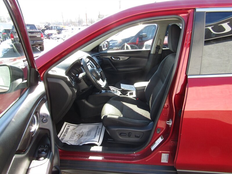 2020 Nissan Rogue SV,AWD,CONV PKG,RVC,PWR PKG,SILVER CERTIFIED - Photo 10 - Haddon Twp, NJ 08107