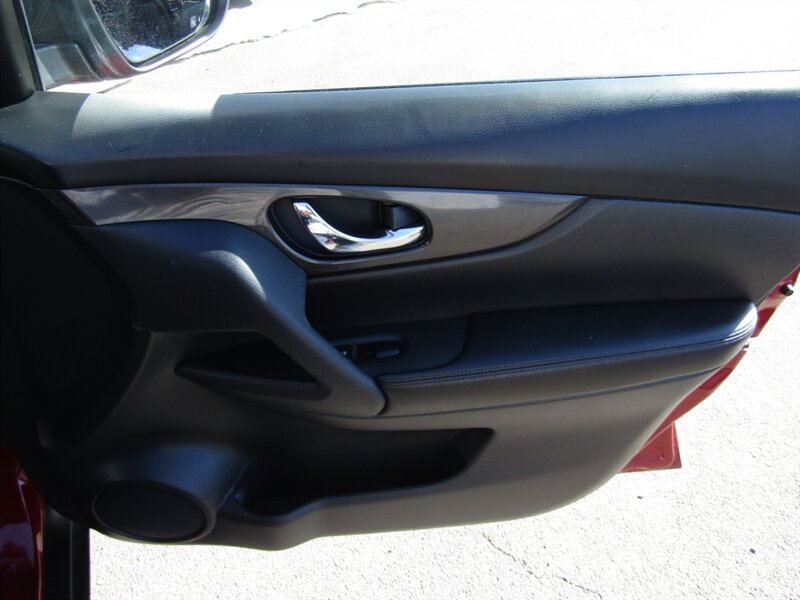 2020 Nissan Rogue SV,AWD,CONV PKG,RVC,PWR PKG,SILVER CERTIFIED - Photo 20 - Haddon Twp, NJ 08107