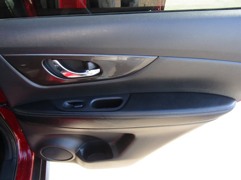 2020 Nissan Rogue SV,AWD,CONV PKG,RVC,PWR PKG,SILVER CERTIFIED - Photo 17 - Haddon Twp, NJ 08107