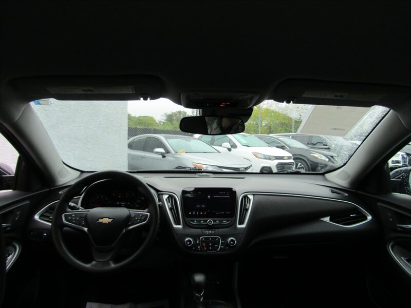 2023 Chevrolet Malibu LT,CONV PKG,TECH PKG,RVC, SILVER CERTIFIED - Photo 58 - Haddon Twp, NJ 08107