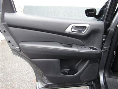 2020 Nissan Pathfinder AWD,SV,CONV PKG,TECH PKG,RVC,SILVER CERTIFIED   - Photo 16 - Haddon Twp, NJ 08107