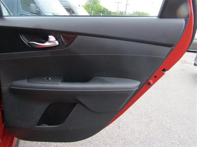 2023 Kia Forte GT,PREM,NAV,TECH PKG,CONV PKG,RVC,SILVER CERTIFIED   - Photo 31 - Haddon Twp, NJ 08107