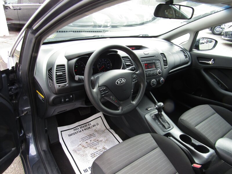 2016 Kia Forte5 LX,CONV PKG,PWR PKG,SILVER CERTIFIED - Photo 12 - Haddon Twp, NJ 08107