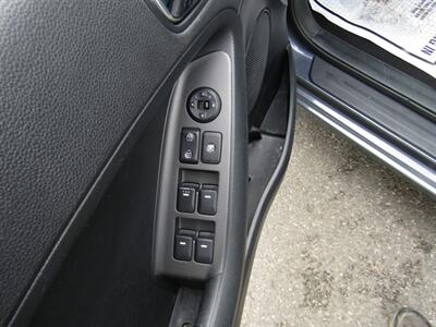 2016 Kia Forte5 LX,CONV PKG,PWR PKG,SILVER CERTIFIED - Photo 10 - Haddon Twp, NJ 08107