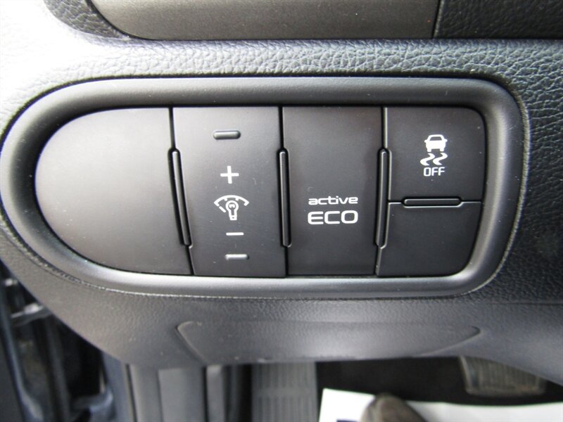 2016 Kia Forte5 LX,CONV PKG,PWR PKG,SILVER CERTIFIED - Photo 19 - Haddon Twp, NJ 08107