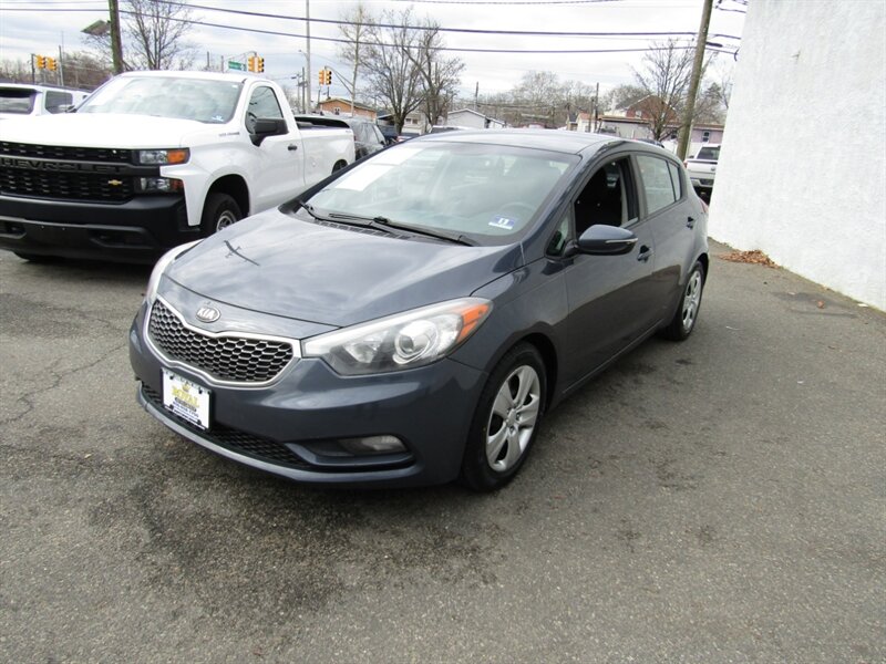 2016 Kia Forte5 LX,CONV PKG,PWR PKG,SILVER CERTIFIED - Photo 3 - Haddon Twp, NJ 08107