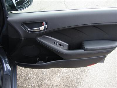 2016 Kia Forte5 LX,CONV PKG,PWR PKG,SILVER CERTIFIED - Photo 18 - Haddon Twp, NJ 08107