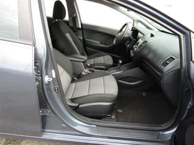 2016 Kia Forte5 LX,CONV PKG,PWR PKG,SILVER CERTIFIED - Photo 17 - Haddon Twp, NJ 08107