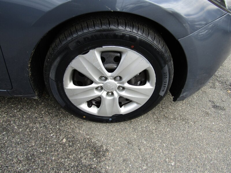 2016 Kia Forte5 LX,CONV PKG,PWR PKG,SILVER CERTIFIED - Photo 32 - Haddon Twp, NJ 08107