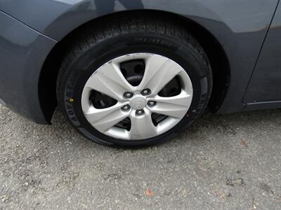 2016 Kia Forte5 LX,CONV PKG,PWR PKG,SILVER CERTIFIED - Photo 29 - Haddon Twp, NJ 08107