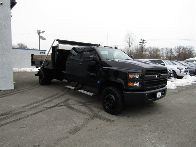 2023 Chevrolet Silverado 6500HD DIESEL QUAD CAB   - Photo 1 - Haddon Twp, NJ 08107