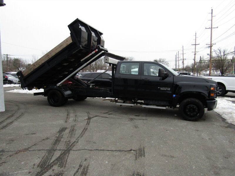 2023 Chevrolet Silverado 6500HD DIESEL QUAD CAB - Photo 11 - Haddon Twp, NJ 08107