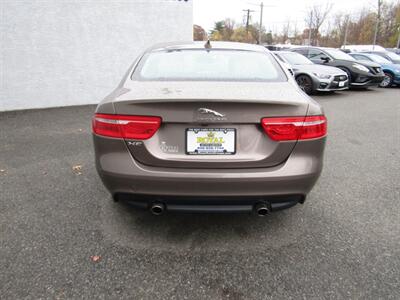 2017 Jaguar XE 35t Premium   - Photo 6 - Haddon Twp, NJ 08107