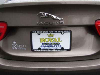 2017 Jaguar XE 35t Premium   - Photo 10 - Haddon Twp, NJ 08107