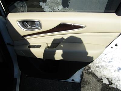 2017 INFINITI QX60 AWD,NAV,PANOROOF,TECH PKG,RVC,SILVER CERTIFIED   - Photo 17 - Haddon Twp, NJ 08107