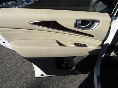 2017 INFINITI QX60 AWD,NAV,PANOROOF,TECH PKG,RVC,SILVER CERTIFIED   - Photo 13 - Haddon Twp, NJ 08107
