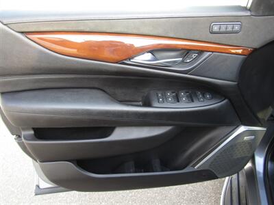 2018 Cadillac Escalade LUX,AWD,NAV,COMFORT PKG,RVC,SILVER CERTIFIED   - Photo 9 - Haddon Twp, NJ 08107