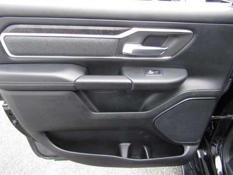 2020 RAM 1500 BIG HORN,COMFORT TECH PKG,PANO,SILVER CERTIFIED - Photo 21 - Haddon Twp, NJ 08107