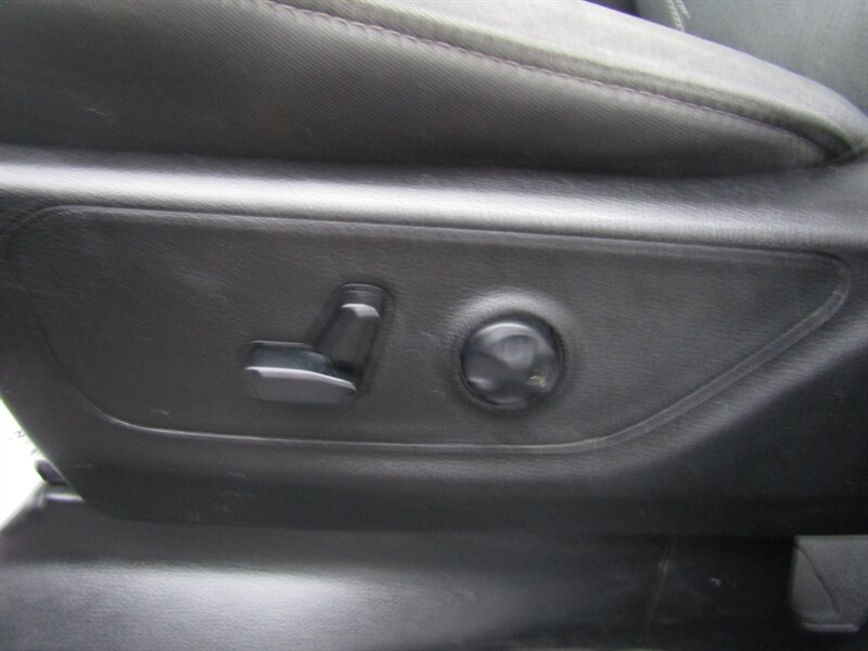 2020 RAM 1500 BIG HORN,COMFORT TECH PKG,PANO,SILVER CERTIFIED - Photo 19 - Haddon Twp, NJ 08107