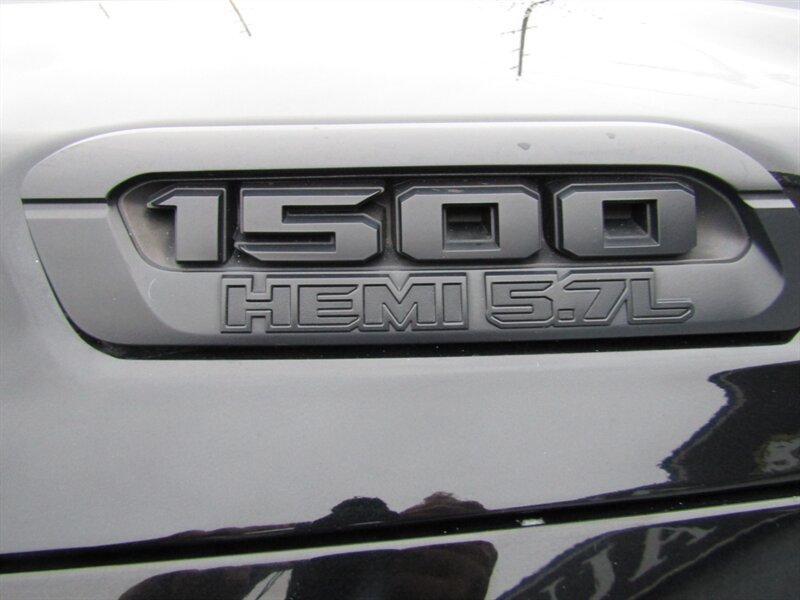 2020 RAM 1500 BIG HORN,COMFORT TECH PKG,PANO,SILVER CERTIFIED - Photo 10 - Haddon Twp, NJ 08107