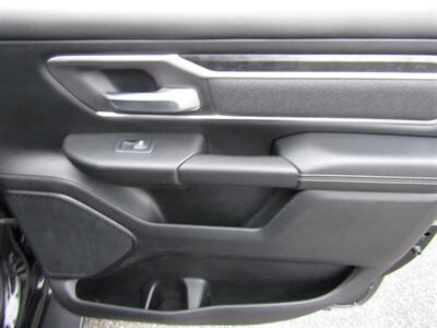 2020 RAM 1500 BIG HORN,COMFORT TECH PKG,PANO,SILVER CERTIFIED - Photo 25 - Haddon Twp, NJ 08107