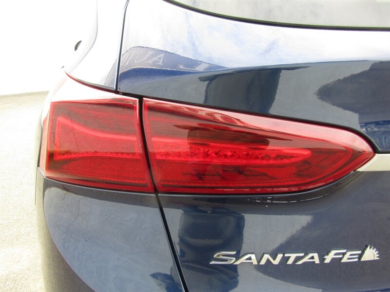 2020 Hyundai Santa Fe SEL photo