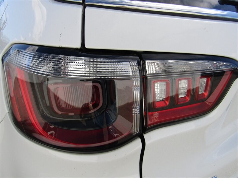 2022 Jeep Compass LATITUDE,4x4,PANOROOF,SILVER,RVC CERTIFIED - Photo 20 - Haddon Twp, NJ 08107