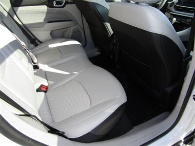 2022 Jeep Compass LATITUDE,4x4,PANOROOF,SILVER,RVC CERTIFIED - Photo 30 - Haddon Twp, NJ 08107