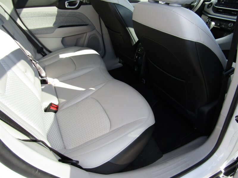 2022 Jeep Compass LATITUDE,4x4,PANOROOF,SILVER,RVC CERTIFIED - Photo 30 - Haddon Twp, NJ 08107