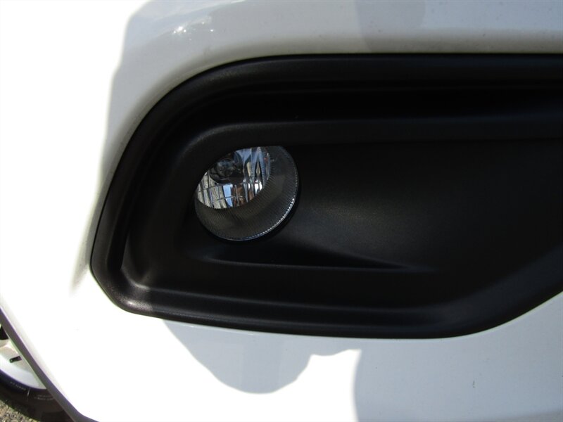 2022 Jeep Compass LATITUDE,4x4,PANOROOF,SILVER,RVC CERTIFIED - Photo 10 - Haddon Twp, NJ 08107