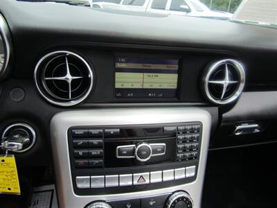 2012 Mercedes-Benz PREM PKG,CONV PKG,RVC,SILVER CERTIFIED   - Photo 48 - Haddon Twp, NJ 08107