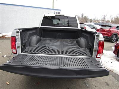 2017 RAM 1500 SLT,4X4,CONV PKG,RVC,PDC,SILVER CERTIFIED - Photo 19 - Haddon Twp, NJ 08107