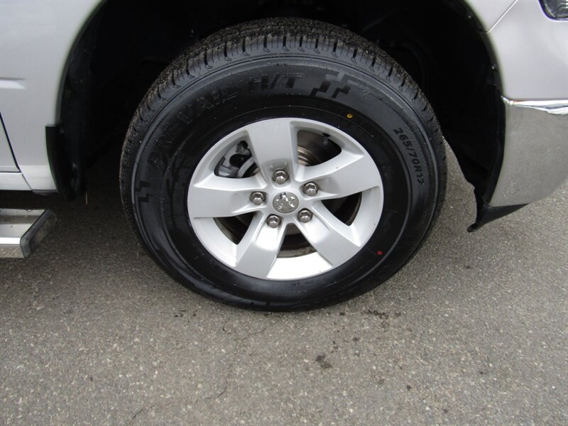 2017 RAM 1500 SLT,4X4,CONV PKG,RVC,PDC,SILVER CERTIFIED - Photo 40 - Haddon Twp, NJ 08107